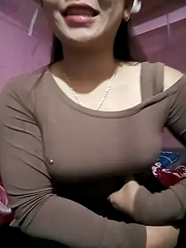 Snapshot of -Lanaa- chatting on February 21, 2026, 10:06 am -Lanaa- online show from February 21, 2026, 10:06 am