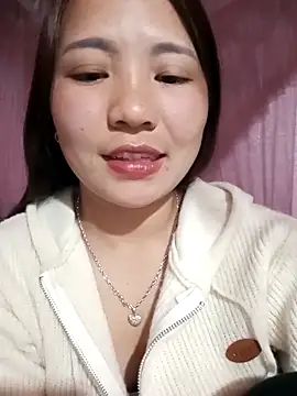 Snapshot of -Lanaa- chatting on February 1, 2026, 10:57 am -Lanaa- online show from February 1, 2026, 10:57 am