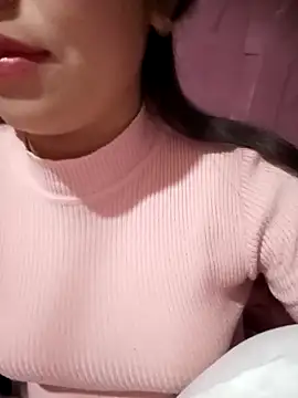 Snapshot of -Lanaa- chatting on February 18, 2026, 6:37 pm -Lanaa- online show from February 18, 2026, 6:37 pm