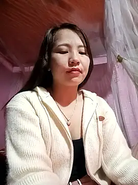 Snapshot of -Lanaa- chatting on January 17, 2026, 8:12 pm -Lanaa- online show from January 17, 2026, 8:12 pm