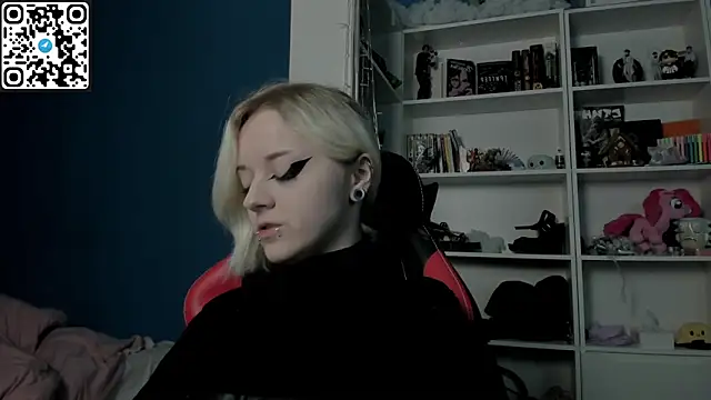 Holy Mistress S online show from January 11, 2026, 10:00 am