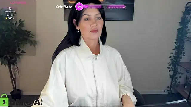 Snapshot of Sara_Devills chatting on May 31, 2026, 6:19 am Sara Devills online show from May 31, 2026, 6:19 am