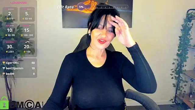 Snapshot of Sara_Devills chatting on May 19, 2026, 9:16 am Sara Devills online show from May 19, 2026, 9:16 am