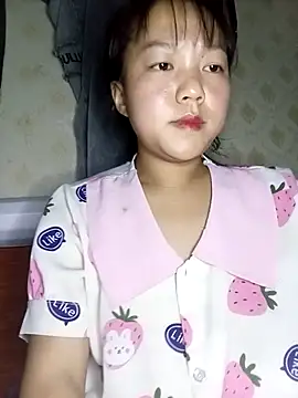 Snapshot of Quynhsumon chatting on March 26, 2026, 3:32 pm Quynhsumon online show from March 26, 2026, 3:32 pm