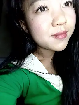 Snapshot of Quynhsumon chatting on March 22, 2026, 2:29 pm Quynhsumon online show from March 22, 2026, 2:29 pm