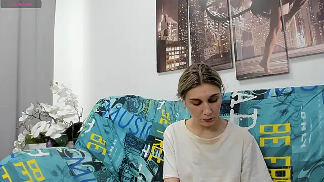 Tenderly Sophie online show from April 24, 2026, 1:24 pm