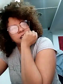 Snapshot of CloePeterson chatting on February 9, 2026, 12:41 am CloePeterson online show from February 9, 2026, 12:41 am