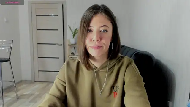 twinkle rosie online show from October 24, 2025, 4:39 pm