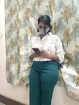 Snapshot of Rinki_hoty chatting on November 3, 2025, 3:48 pm Rinki hoty online show from November 3, 2025, 3:48 pm