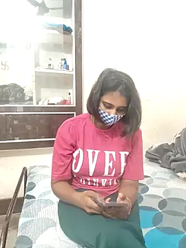 Snapshot of Rinki_hoty chatting on November 4, 2025, 4:05 am Rinki hoty online show from November 4, 2025, 4:05 am