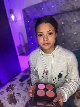 Amatista desire online show from February 26, 2026, 11:43 am