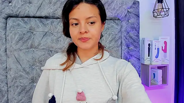 Amatista desire online show from February 6, 2026, 11:39 am