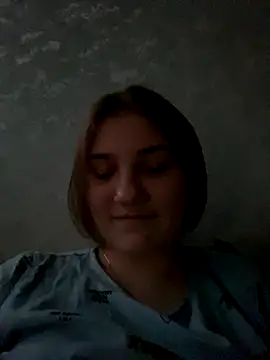 Snapshot of Emily_Sweety__ chatting on October 21, 2025, 8:08 pm Emily Sweety   online show from October 21, 2025, 8:08 pm