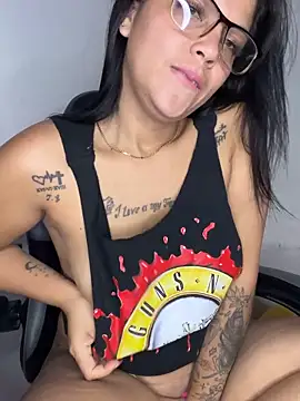 Snapshot of tattyHot95 chatting on March 8, 2026, 1:55 am tattyHot95 online show from March 8, 2026, 1:55 am