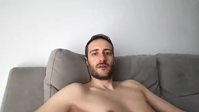 LukaShyGuy online show from May 31, 2026, 8:42 am