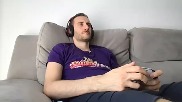 LukaShyGuy online show from May 26, 2026, 8:56 am