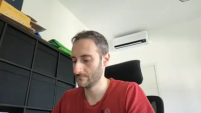 LukaShyGuy online show from May 30, 2026, 8:31 am