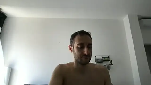 LukaShyGuy online show from May 27, 2026, 8:43 am