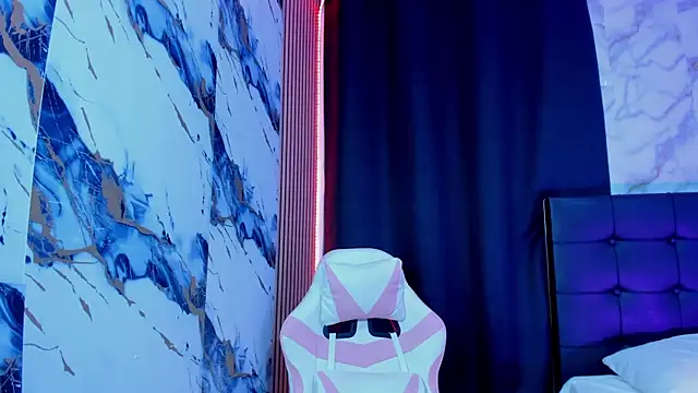 Snapshot of Scarlet_DLuce chatting on February 27, 2026, 8:58 am Scarlet DLuce online show from February 27, 2026, 8:58 am