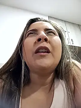 AlissonClare  online show from January 10, 2026, 1:06 pm