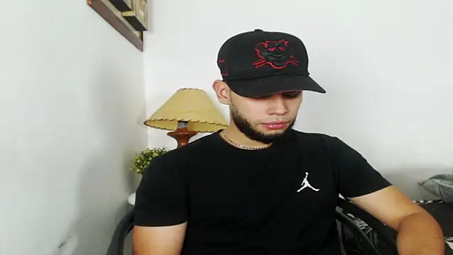 Maxcole 07 online show from October 31, 2025, 12:07 am