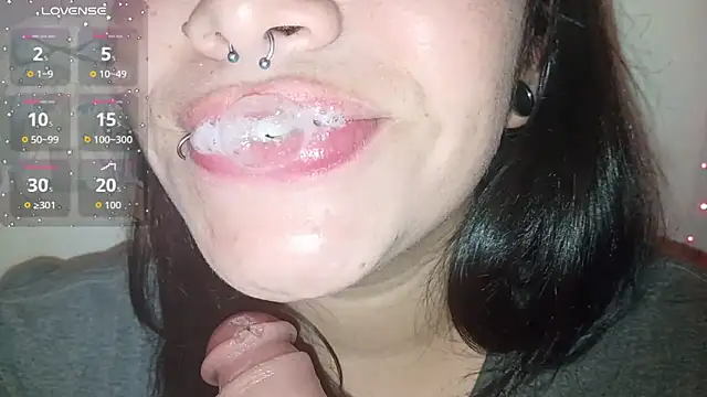 Snapshot of Magic_Alicee_ chatting on March 13, 2026, 4:28 am Magic Alicee online show from March 13, 2026, 4:28 am