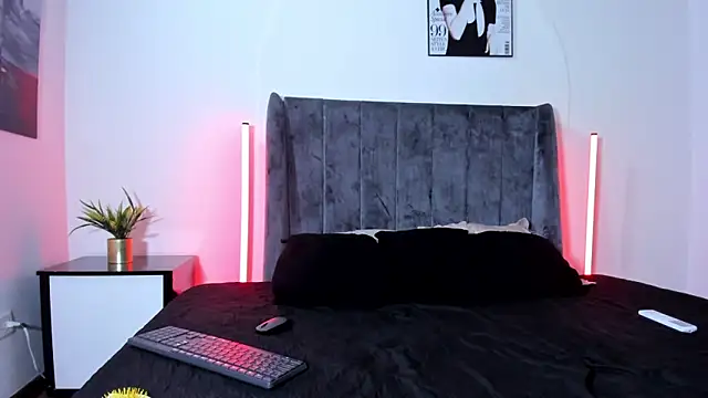 Snapshot of Cloy_Areo chatting on April 8, 2026, 11:55 am Cloy Areo online show from April 8, 2026, 11:55 am