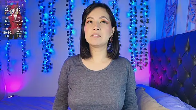 Snapshot of Eris_Velvet chatting on November 4, 2025, 4:16 am Eris Velvet online show from November 4, 2025, 4:16 am