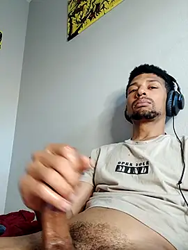 Snapshot of BigPrettyDick777 chatting on March 21, 2026, 10:57 pm BigPrettyDick777 online show from March 21, 2026, 10:57 pm