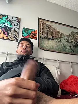 Snapshot of BigPrettyDick777 chatting on April 10, 2026, 1:29 pm BigPrettyDick777 online show from April 10, 2026, 1:29 pm