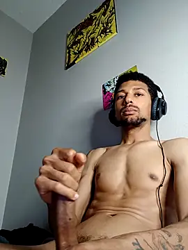 Snapshot of BigPrettyDick777 chatting on March 5, 2026, 9:50 am BigPrettyDick777 online show from March 5, 2026, 9:50 am