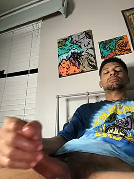 Snapshot of BigPrettyDick777 chatting on April 7, 2026, 6:48 am BigPrettyDick777 online show from April 7, 2026, 6:48 am