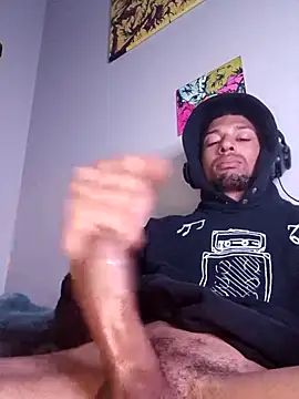 Snapshot of BigPrettyDick777 chatting on March 14, 2026, 12:05 am BigPrettyDick777 online show from March 14, 2026, 12:05 am