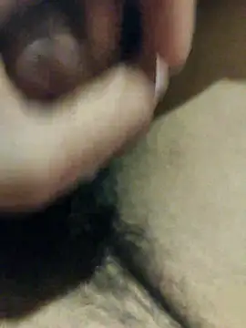 Snapshot of pussyrider1999 chatting on November 7, 2025, 9:25 am pussyrider1999 online show from November 7, 2025, 9:25 am