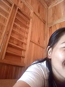 Snapshot of giahan-00 chatting on October 22, 2025, 4:01 am giahan-00 online show from October 22, 2025, 4:01 am