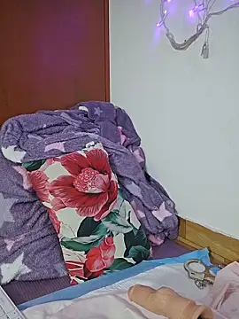 Kitty Kalifa online show from March 8, 2026, 12:49 am