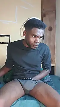 Snapshot of Suamyst_25 chatting on February 24, 2026, 4:13 am Suamyst 25 online show from February 24, 2026, 4:13 am