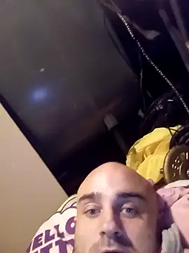 Snapshot of BulbasaurIsmettv chatting on January 15, 2026, 4:21 pm BulbasaurIsmettv online show from January 15, 2026, 4:21 pm