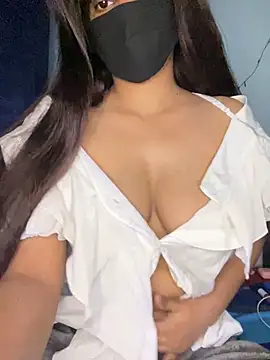 Cute Marina online show from February 5, 2026, 6:09 am