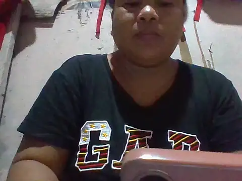 Snapshot of xxmysweetpinayy69 chatting on October 23, 2025, 12:42 am xxmysweetpinayy69 online show from October 23, 2025, 12:42 am