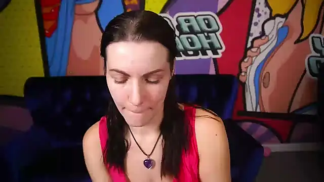 SofieMoons online show from December 4, 2025, 1:43 pm