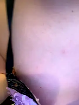 Emily-y online show from November 3, 2025, 1:26 pm