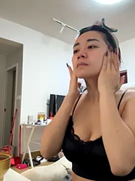 Snapshot of vivi-tara chatting on November 8, 2025, 5:55 am vivi-tara online show from November 8, 2025, 5:55 am