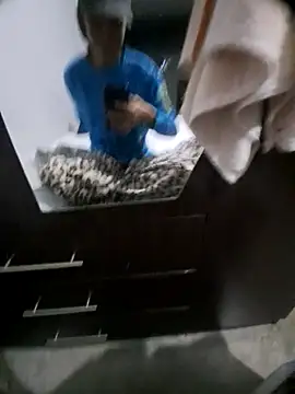 Snapshot of liamdih chatting on October 22, 2025, 9:31 am liamdih online show from October 22, 2025, 9:31 am