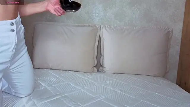 Snapshot of MissNatali_ chatting on March 10, 2026, 2:37 am MissNatali online show from March 10, 2026, 2:37 am