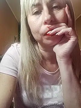 SelinaLovqx online show from December 21, 2025, 11:38 pm