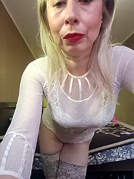 Snapshot of SelinaLovqx chatting on April 20, 2026, 7:55 am SelinaLovqx online show from April 20, 2026, 7:55 am