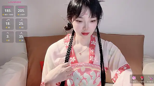 Snapshot of upoo7lt chatting on April 7, 2026, 2:13 am upoo7lt online show from April 7, 2026, 2:13 am