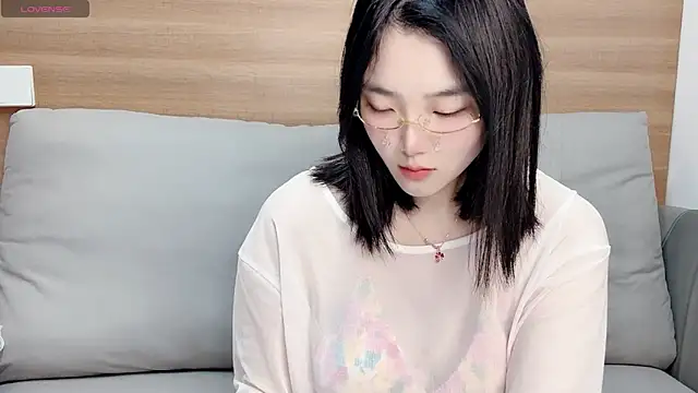 Snapshot of upoo7lt chatting on March 1, 2026, 6:35 am upoo7lt online show from March 1, 2026, 6:35 am