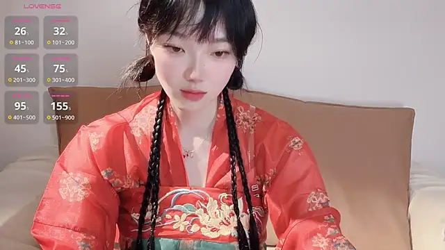 Snapshot of upoo7lt chatting on April 15, 2026, 1:55 am upoo7lt online show from April 15, 2026, 1:55 am